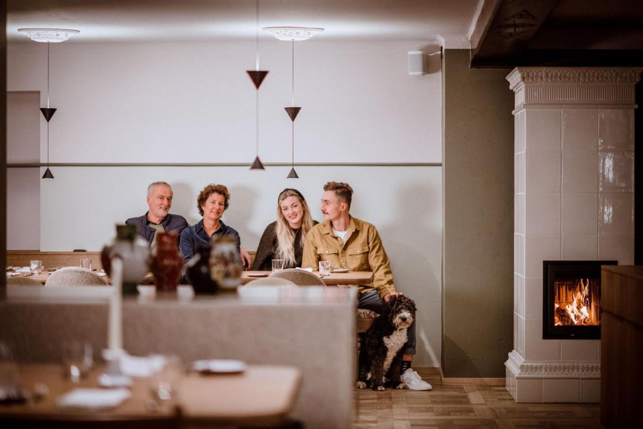Mayer - Wirtshaus Und Dorfhotel Sankt Martin am Grimming Exteriör bild