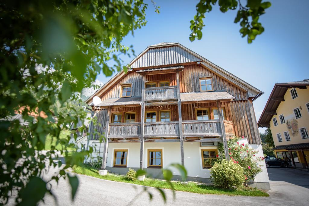 Mayer - Wirtshaus Und Dorfhotel Sankt Martin am Grimming Exteriör bild