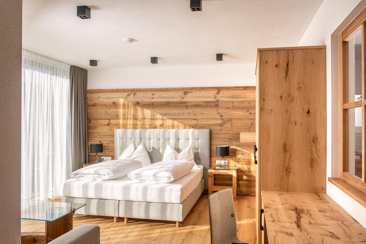 Mayer - Wirtshaus Und Dorfhotel Sankt Martin am Grimming Exteriör bild
