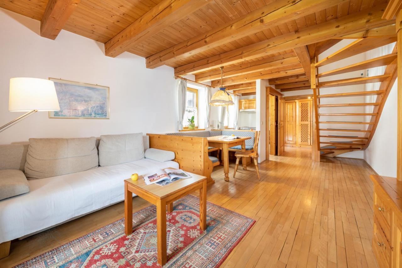 Mayer - Wirtshaus Und Dorfhotel Sankt Martin am Grimming Exteriör bild